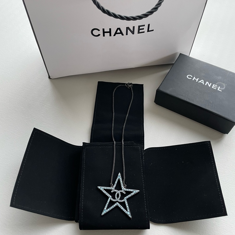 Chanel Ruthenium Crystal Star CC Necklace Iridescent Blue